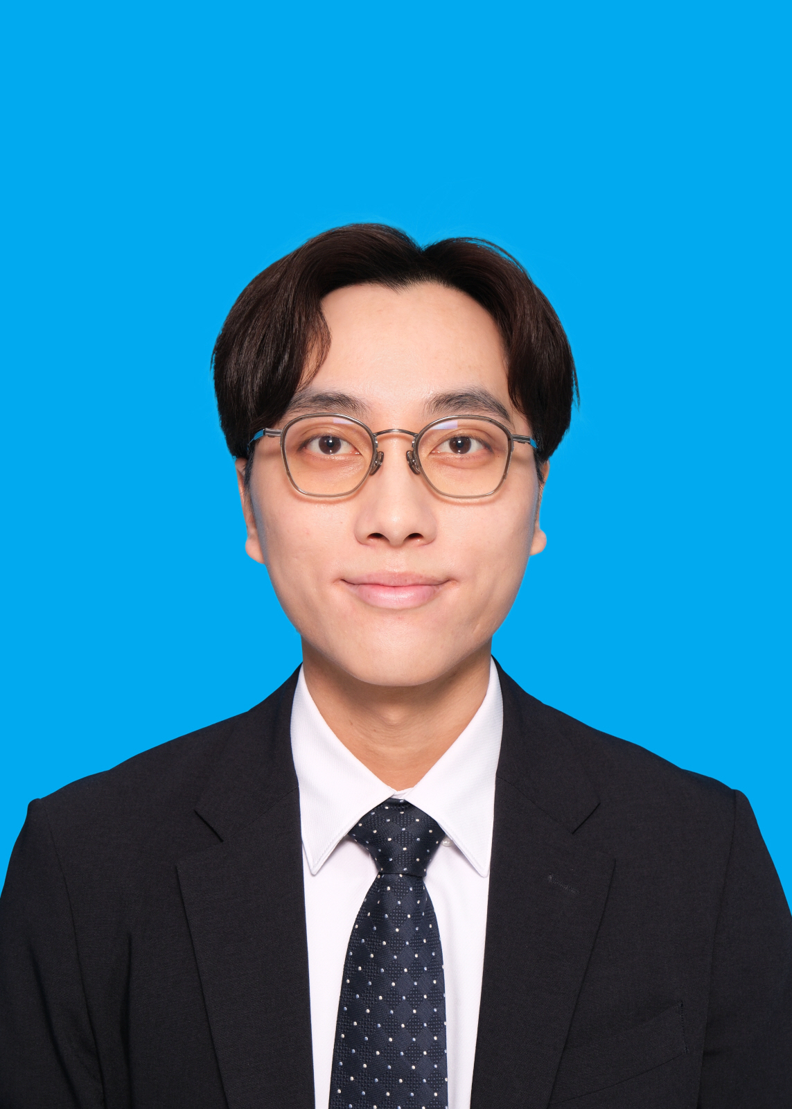 卢展康律师